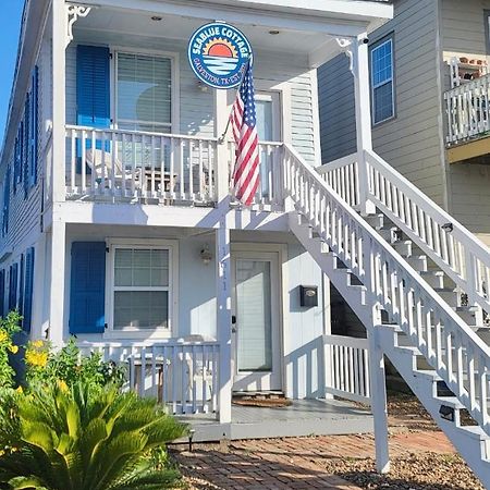 Seablue Cottage - Downstairs; 2 Blocks To The Beach 갤버스턴 외부 사진